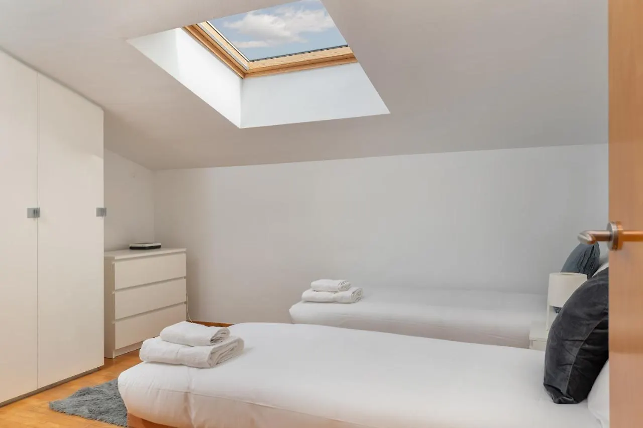 Flateli Cort Reial 7 Lejlighed Girona