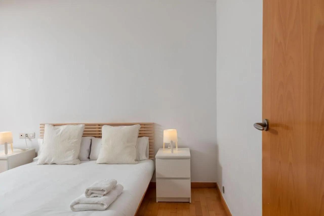 Flateli Cort Reial 7 Apartment Girona